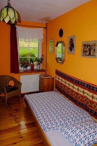 Фермерские дома Agro na Gorce Barcinek Двухместный номер с 2 отдельными кроватями и общей ванной комнатой-3